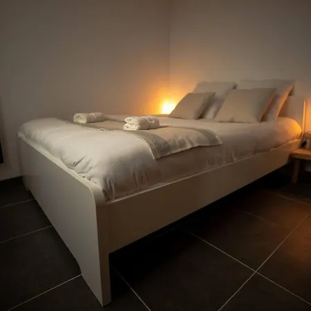 Le Panorama Valentinois 公寓