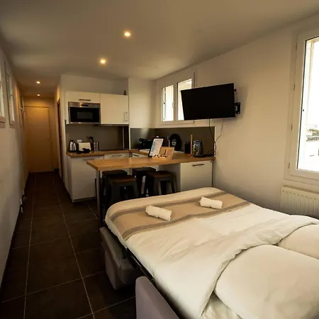 Le Panorama Valentinois Apartment *